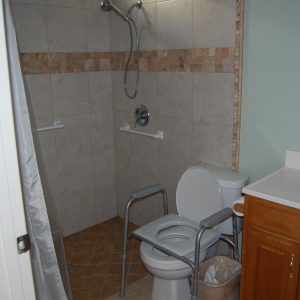 LR Care Home - 6 - restroom.jpg