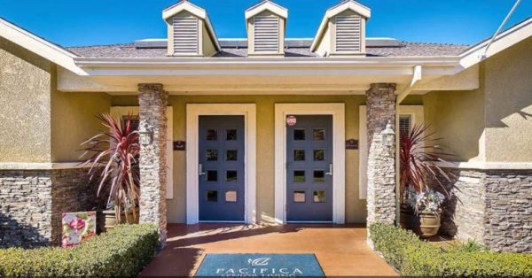 Pacifica Senior Living - Newport Mesa - front entrance.JPG