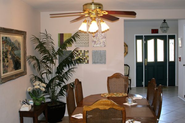 Pacificare Home - 4 - dining room.JPG
