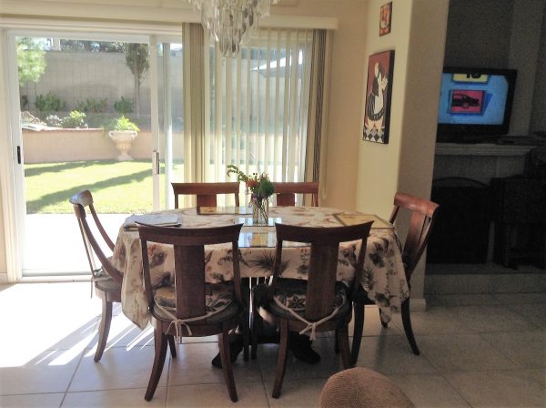 Paradise Residential Senior Care IV - 4 - dining room.JPG