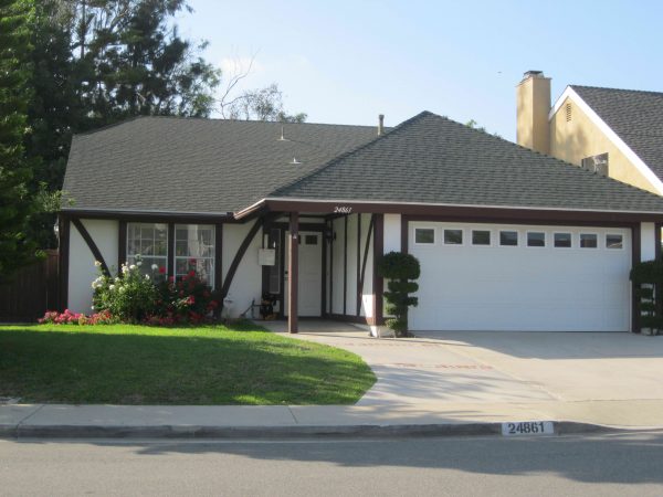 Rainbow Cottage II - front view.jpg