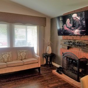 Sandy Creek Care Home - living room.jpg