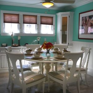 Seaside Cottage I - 4 - dining room.JPG