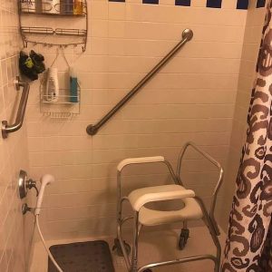 Select Senior Care LLC - restroom.JPG