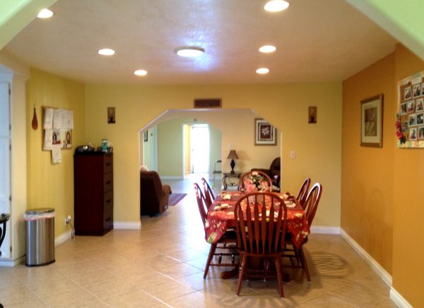 South Home Care - 4 - dining room.jpg