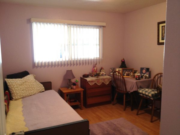 South Home Care - 6 - private room 2.jpg