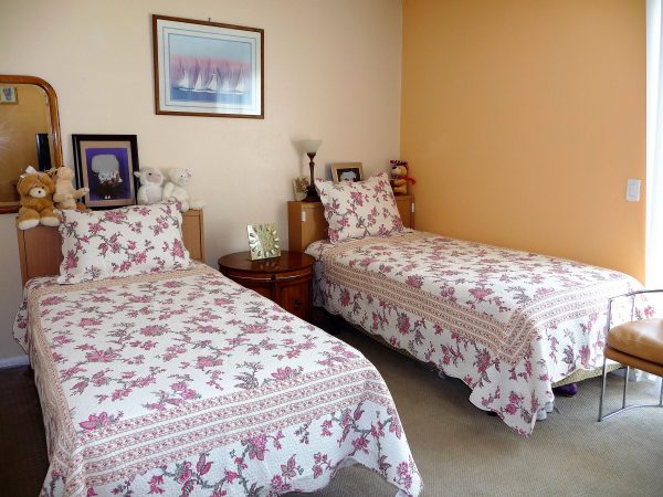 Sunny Hills Villa Elder Care Home - 5 - shared room.jpg
