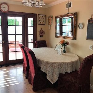 Tessie's Place II - dining room.JPG