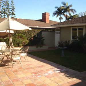 The Heathers - Kent - 6 - patio.JPG