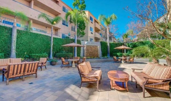 The Meridian at Anaheim Hills - courtyard.JPG