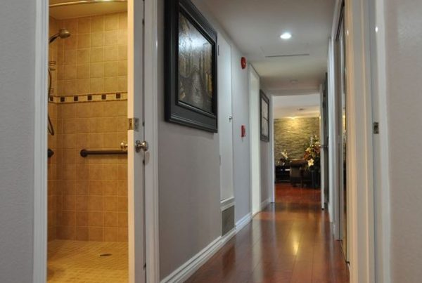 The Villa at Pleasant Hills - hallway.JPG