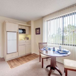 Villa Valencia - apartment dining room.JPG