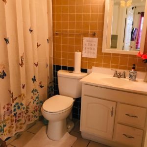 Whispering Oaks- Waverly- 7-Bathroom.jpg