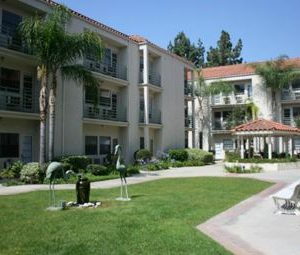 Whitten Heights Assisted Living and Memory Care - courtyard.JPG