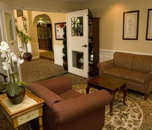 Whitten Heights Assisted Living and Memory Care - lounge.JPG