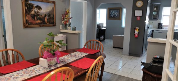 Barr Senior Courtyard I 4 - dining room.jpg