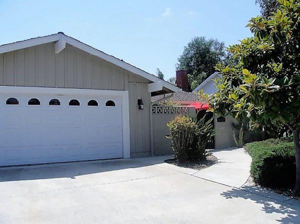 Del's Haven III 1 - front view.jpg