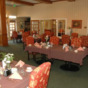 Ivy Park at Tustin dining room.jpg