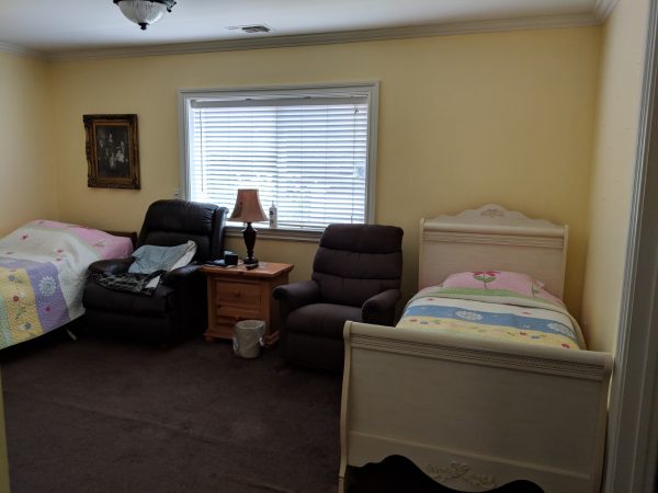 Nothing Hills Guest Home LLC 5 - shared room.jpg