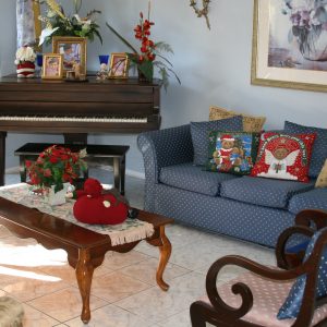 Port Diana 3 - living room.JPG