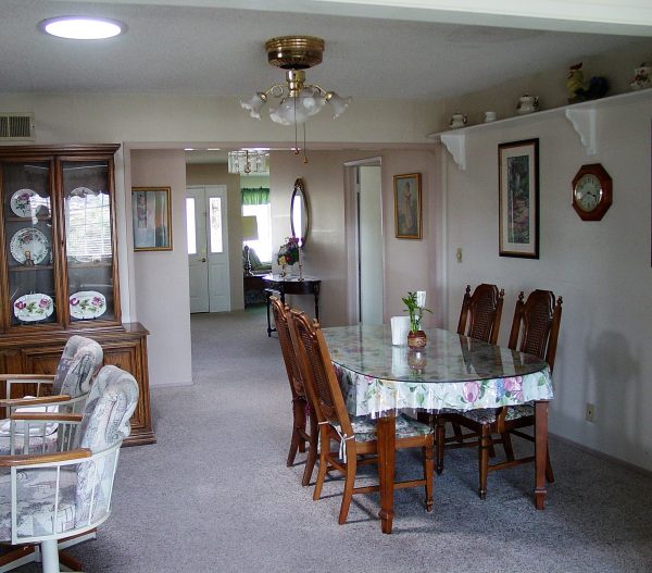 Ruby Cottage dining room.jpg