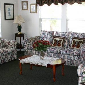 Santa Mariana Care 3 - seating area.JPG