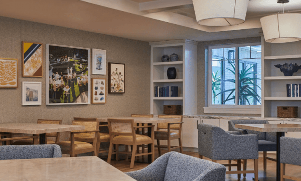 the-seville-of-san-clemente-memory-care-dining-room.png