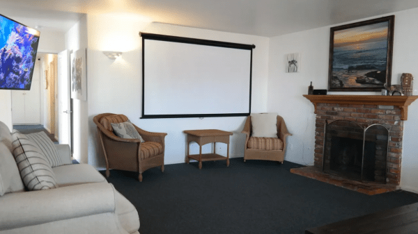 knotts-landing-luxury-care-media-room.png