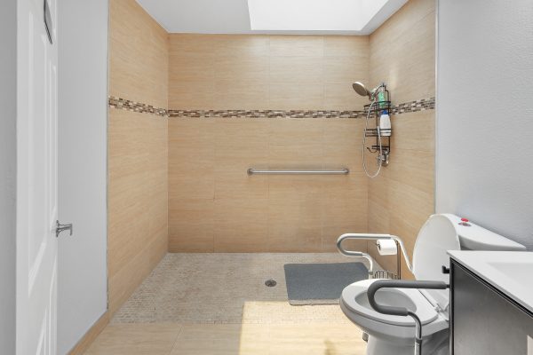 serenity-health-2-12-shower.jpg
