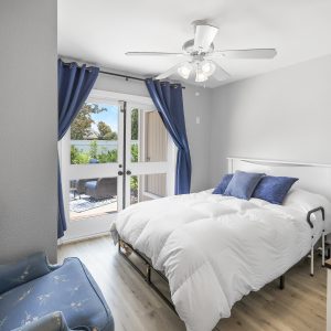 serenity-health-2-6-private-bedroom.jpg
