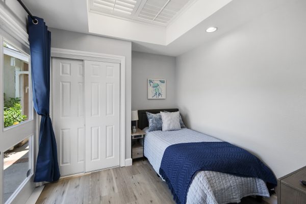 serenity-health-2-8-small-bedroom.jpg
