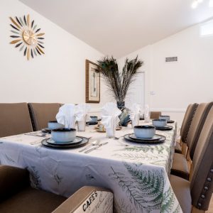 luxxylive-4-dinning-room2.jpg