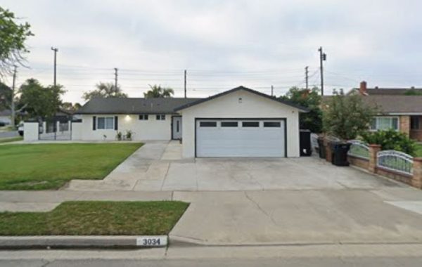 holly-homecare-services-1-front-view.jpg