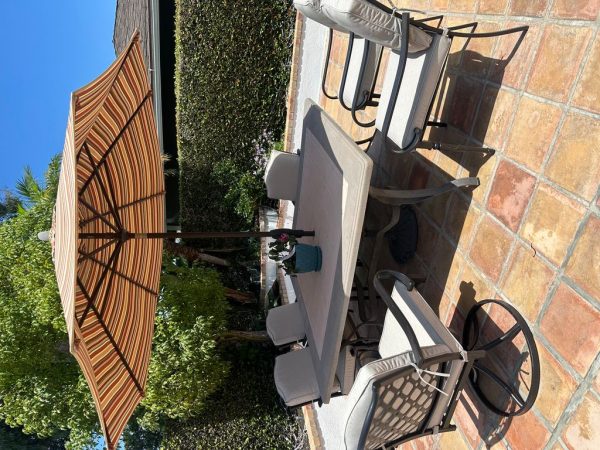sunny-coast-care-home-9-patio.jpeg