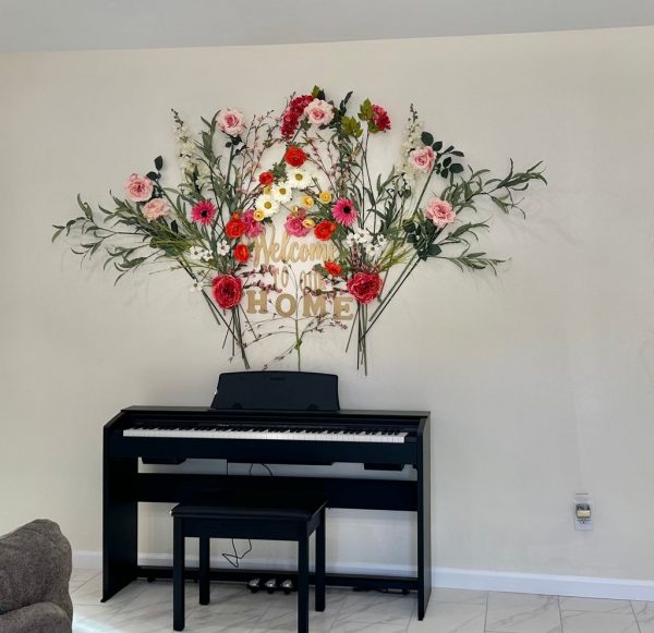 seniors-paradise-10-piano.jpeg