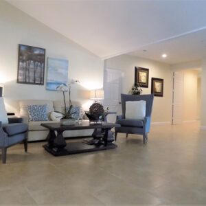 a-and-b-at-home-health-home-care-facility-rcfe-seating-area.jpg