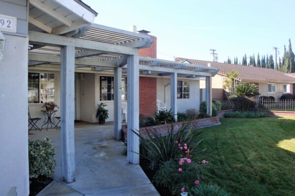 a-mother-theresa-care-3-front-entrance.jpg