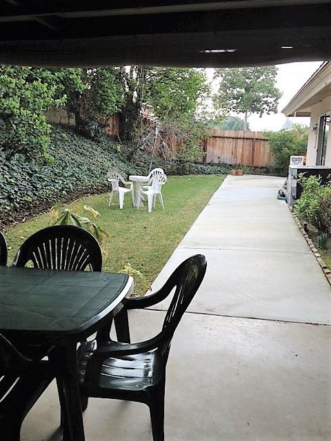 a-wildrose-place-5-patio.jpg