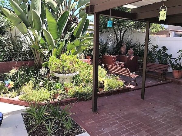 aberdeen-terrace-6-garden-patio.jpg