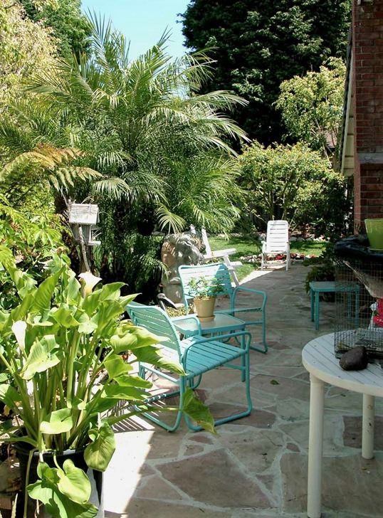 accent-on-seniors-6-patio.jpg