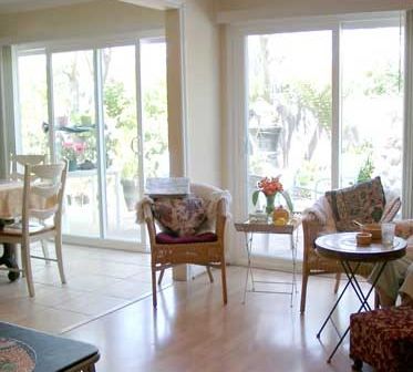 accent-on-seniors-seating-area.jpg