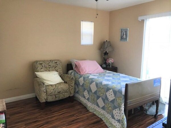 adelanto-covenant-care-i-4-private-room-3.jpg