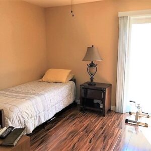 adelanto-covenant-care-i-private-room-4.jpg