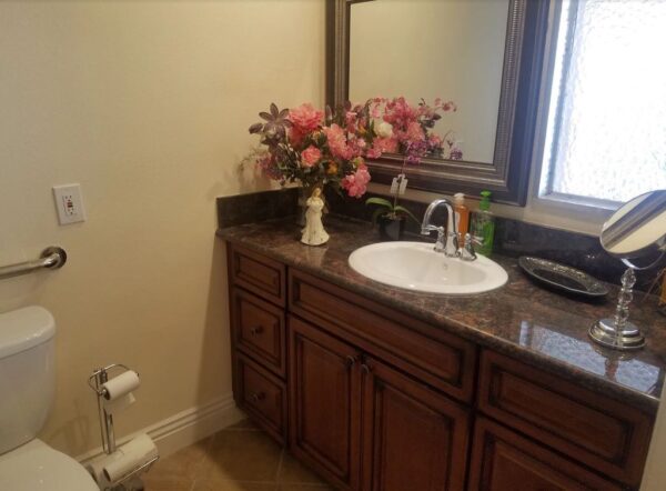 adriana-elderly-care-home-iii-restroom-2.jpg