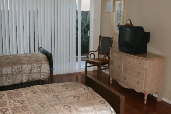 adriana-elderly-care-home-iii-shared-room-3.jpg