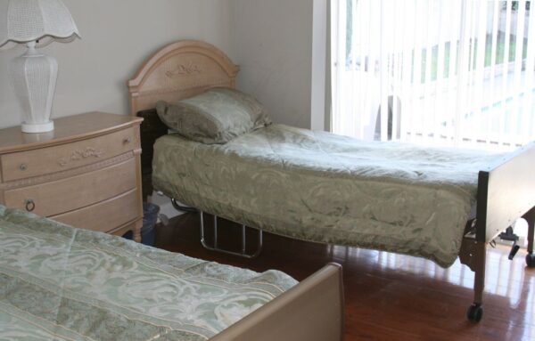 adriana-elderly-care-home-iii-shared-room.jpg