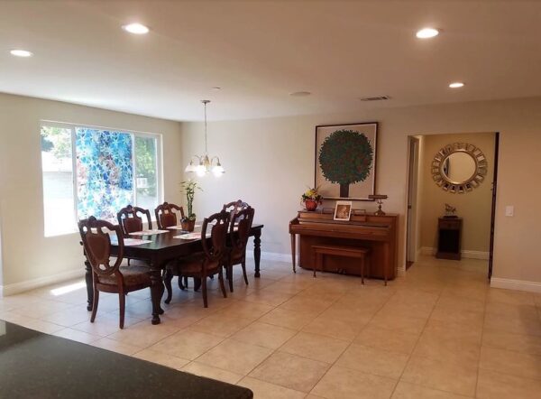 adriana-elderly-care-home-iv-3-dining-room-2.jpg