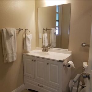 adriana-elderly-care-home-iv-restroom-4.jpg