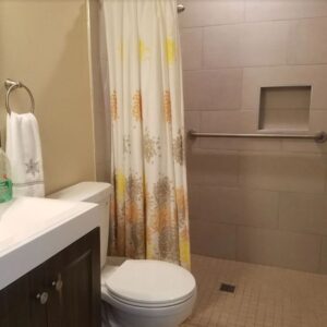 adriana-elderly-care-home-iv-restroom-5.jpg