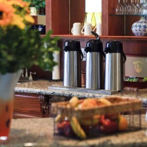 aegis-of-dana-point-3-bistro.jpg
